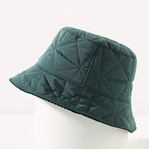 NEW Wyeth at Anthropologie Quilted and Corduroy Reversible Bucket Hat - Picture 3 of 4
